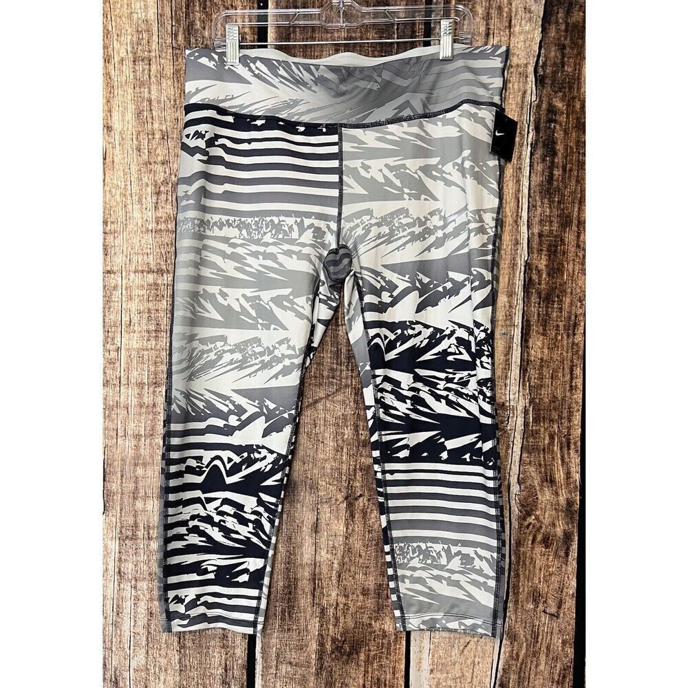 Nike Women's Power Essential Print Running Tight Pure Platinum Sz 1X Gray Black